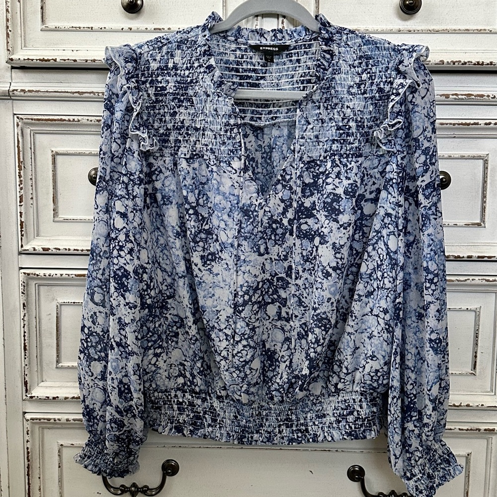 EXPRESS Floral Blouse | Size Medium